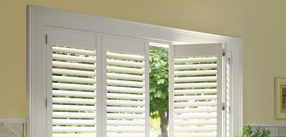 plantation shutter